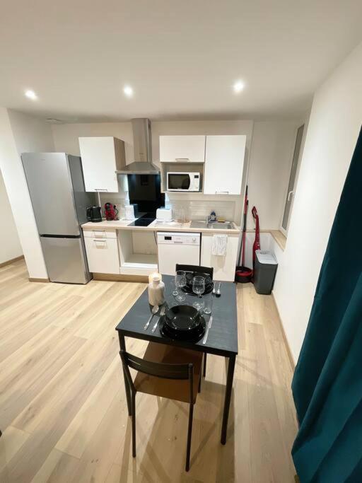 / Nid / Paisible Hyper Centre Apartment Rodez Exterior photo